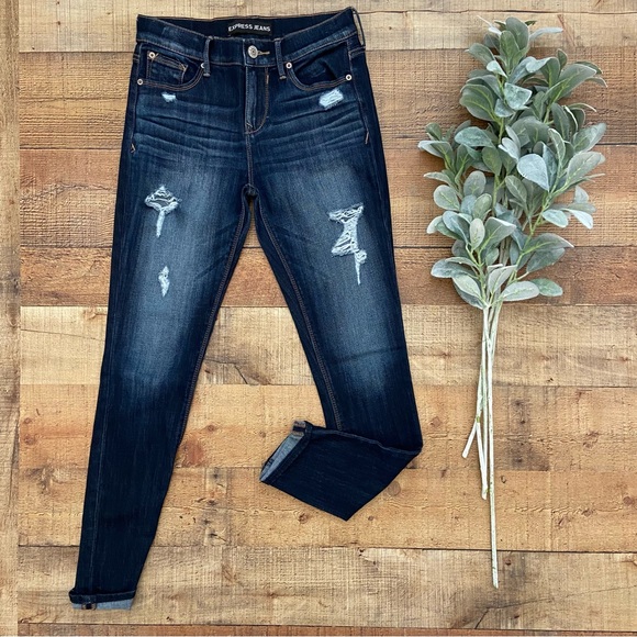 EXPRESS Mid-Rise Distressed Skinny Jeans - Picture 3 of 10
